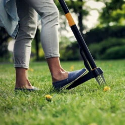 Fiskars Xact Unkrautstecher, Schwarz/orange, Länge 100 Cm 25 Fiskars Xact Unkrautstecher, Schwarz/orange, Länge 100 Cm -Pflanzen Geschäft 0920100957 Xact Unkrautstecher 10 105481