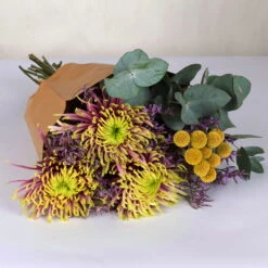 Gemischter Blumenbund 'Baltazar' Inkl. Gratis Grußkarte -Pflanzen Geschäft 1025700010 DIY Mixbund Baltazar Chrysanth Craspedia Euka Statice 2 94432