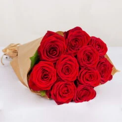 Blumenbund Mit Rosen 'Red Naomi', 10er-Bund, Rot, Inkl. Gratis Grußkarte -Pflanzen Geschäft 1045500002 Rose Red Naomi 10er Bund 60cm 1 85332