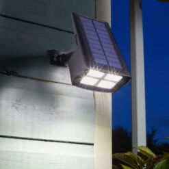 Gartenstrahler 'Revo', Schwarz, Kunststoff 11 Gartenstrahler 'Revo', Schwarz, Kunststoff -Pflanzen Geschäft 2950100642 Revo Robuste Kunststoffkonstruktion 6 99165