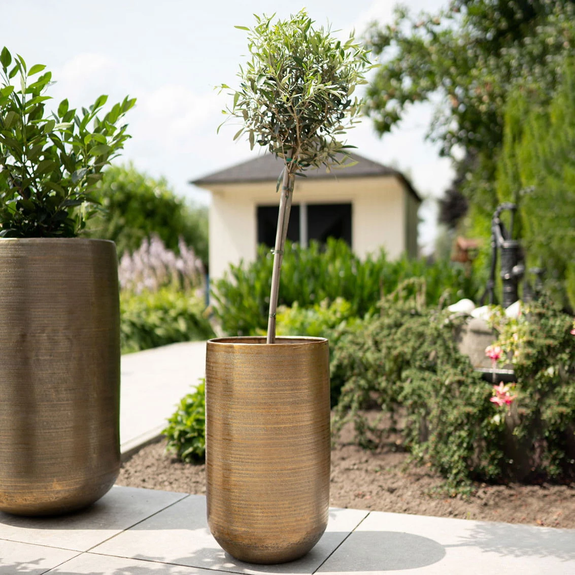 Pflanzgefäß 'Rowen', Gold, Ø 31 X H 55 Cm 8 Pflanzgefäß 'Rowen', Gold, Ø 31 X H 55 Cm – Bild 6