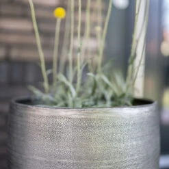 Pflanzgefäß 'Rowen', Silber, Ø 41 X H 72 Cm -Pflanzen Geschäft 3210801635 3210801636 3210801637 3210801638 Pflanzgefaess Rowen silber 7 115026